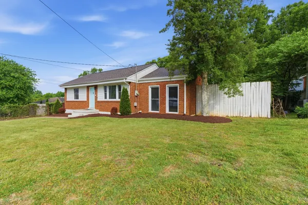 620 TEMPLEWOOD DR
