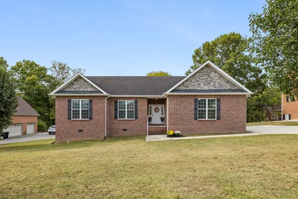 102 BRADFORD WAY
