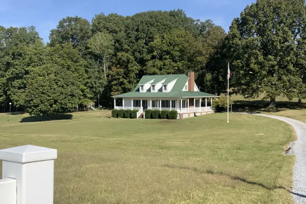 1351 HIGHWAY 49 E