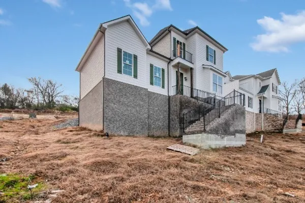 104 LULA LN