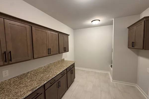 520 W FOXRUN