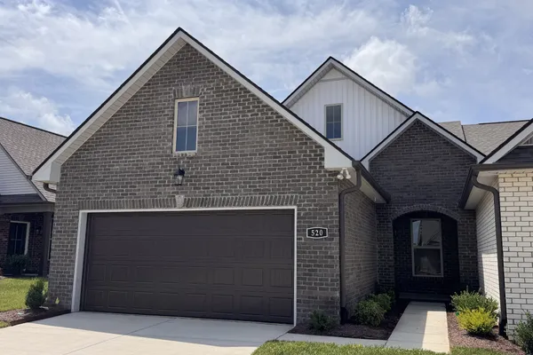 520 W FOXRUN