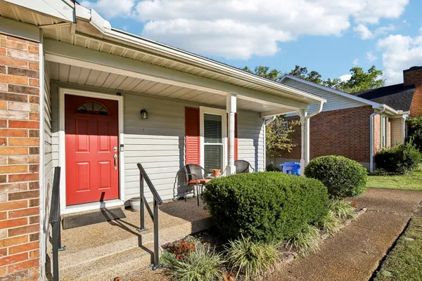 115 WELSHWOOD CT