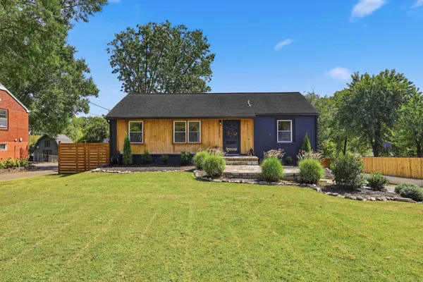 2543 WOODBERRY DR