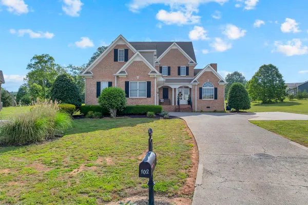 102 WAYCROSS DR