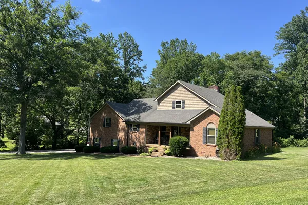 1420 CANTRELL DR