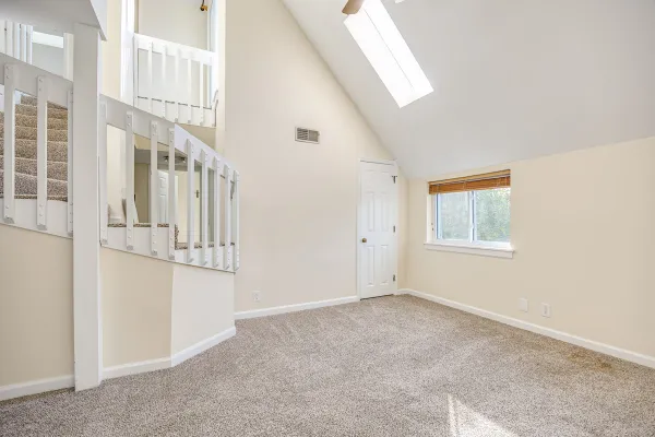 111 33RD AVE 203