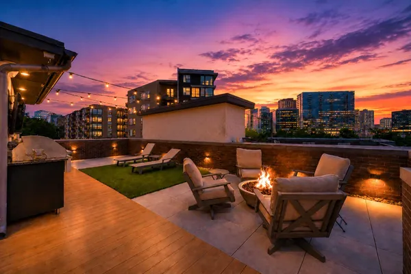 1106 SIGLER ST 1106
