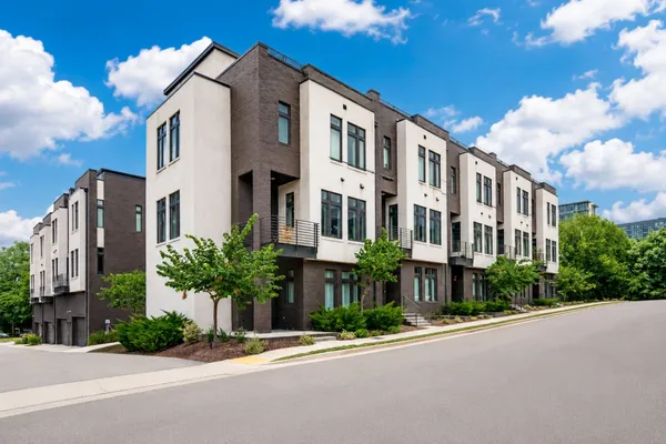 1106 SIGLER ST 1106
