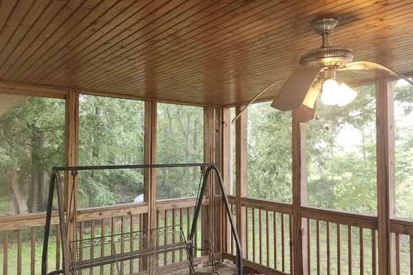 982 TRAIL RIDGE CIR