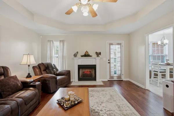 117 MABRY DR