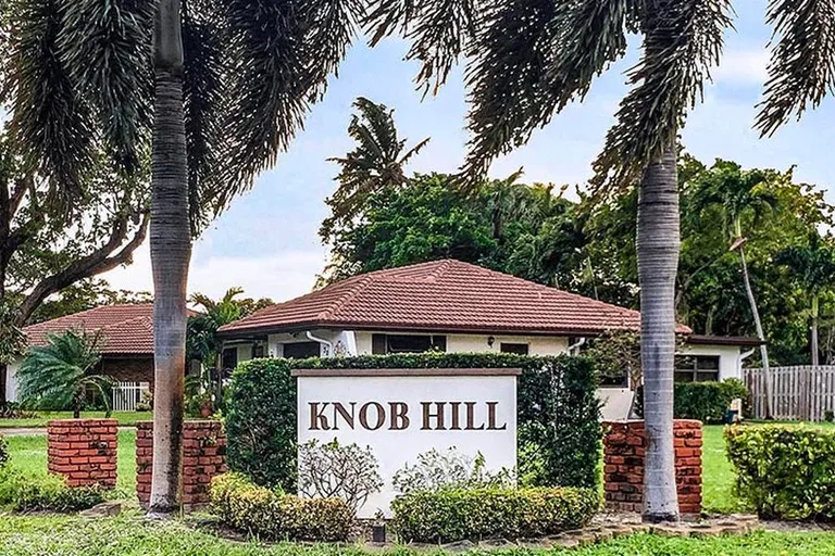 Knob Hill Homes For Sale Boca Raton 55+ Community