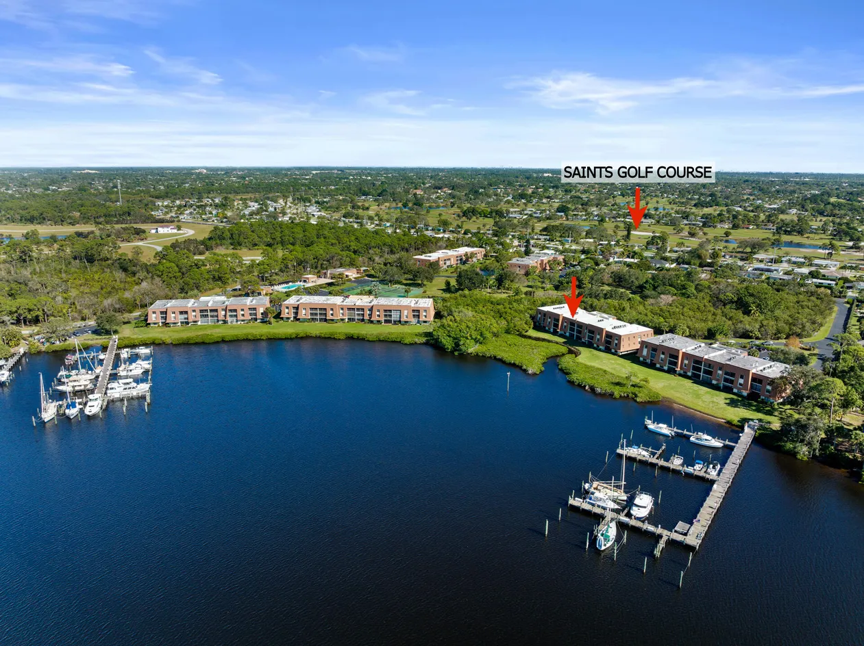 Tarpon Bay Yacht Club