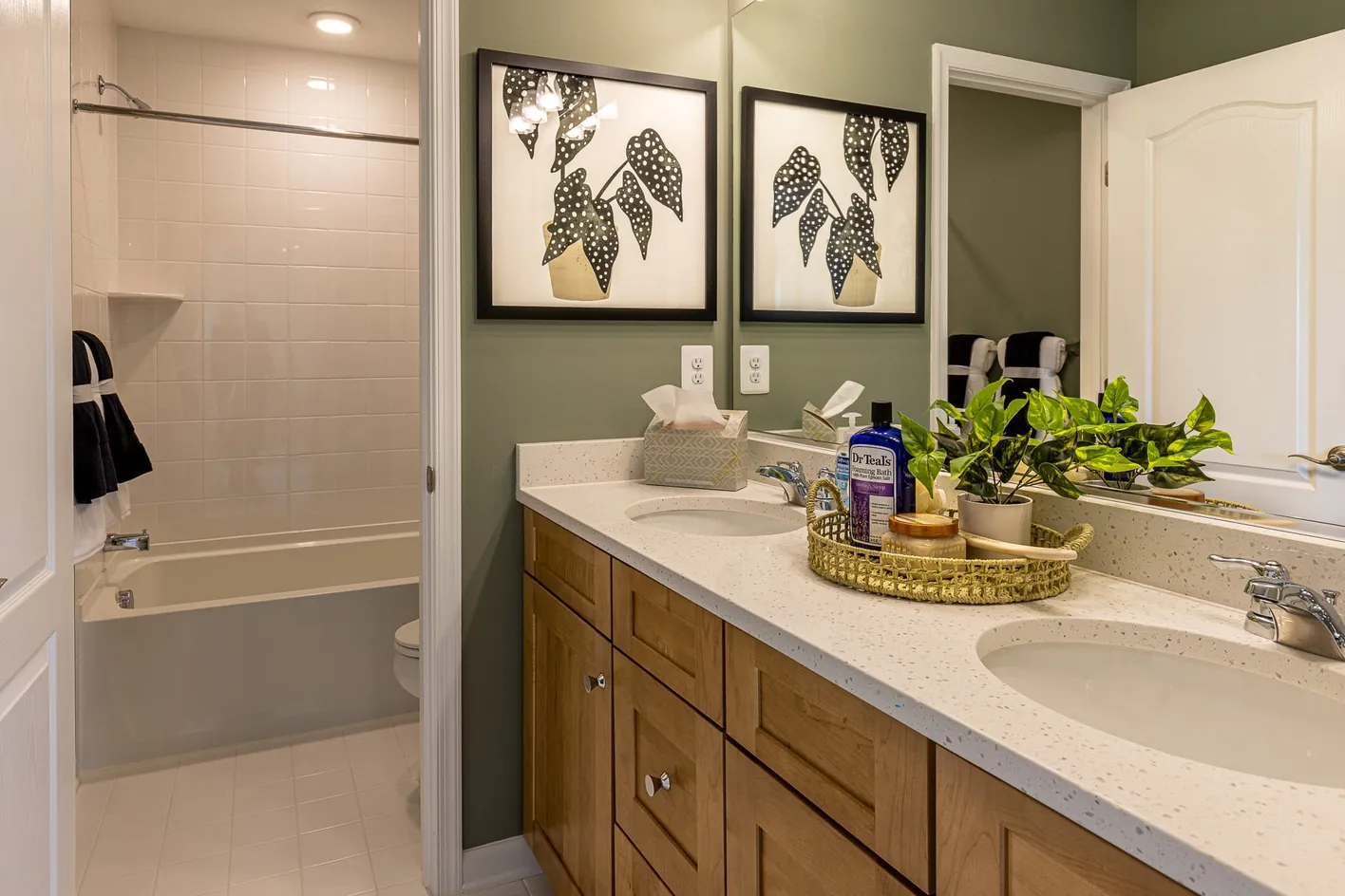 Dual Vanities
