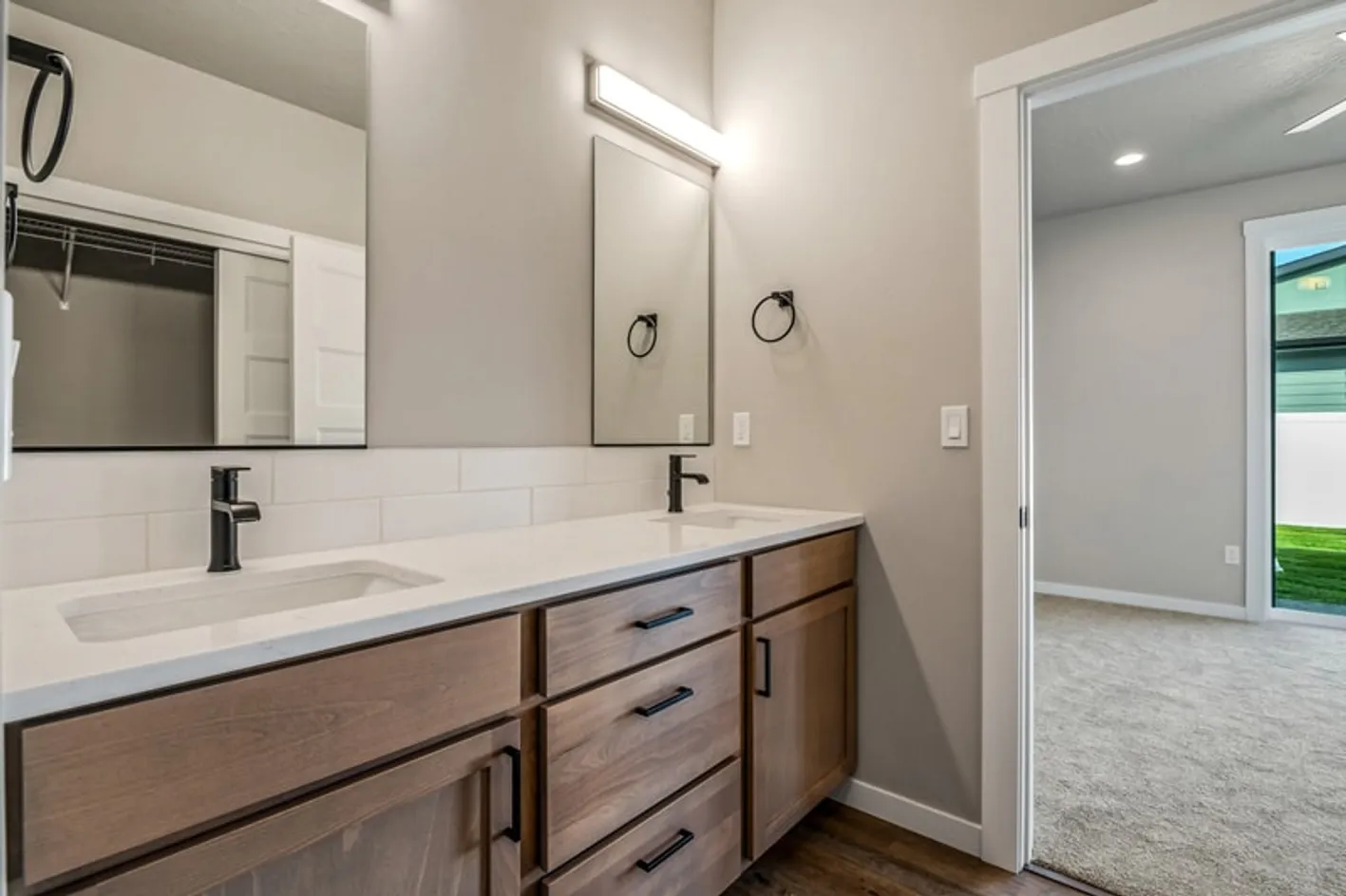 Dual Vanities