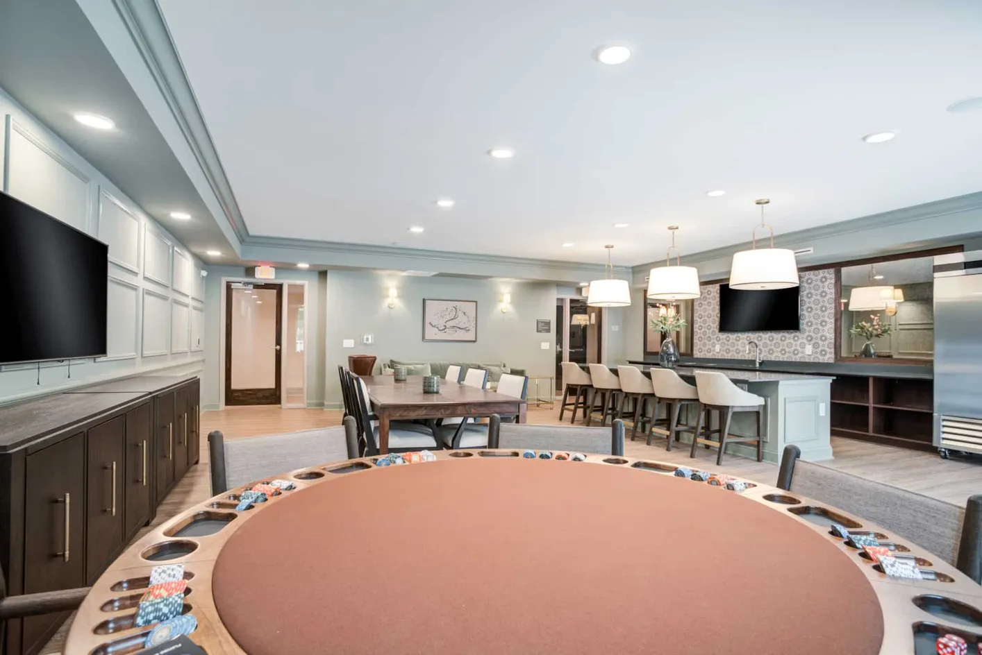 Poker Table