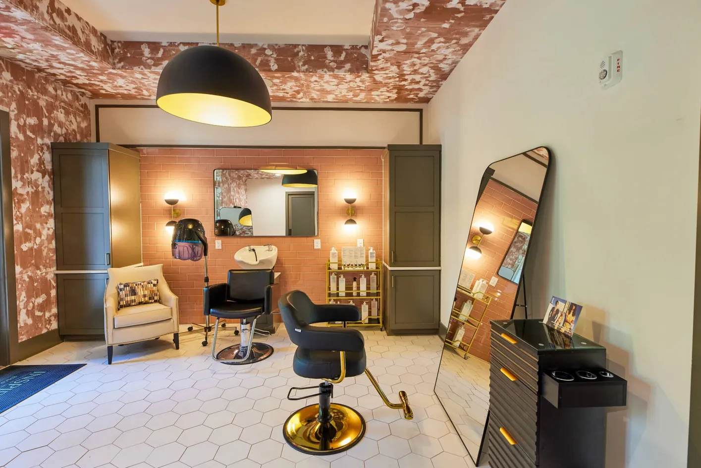 Salon