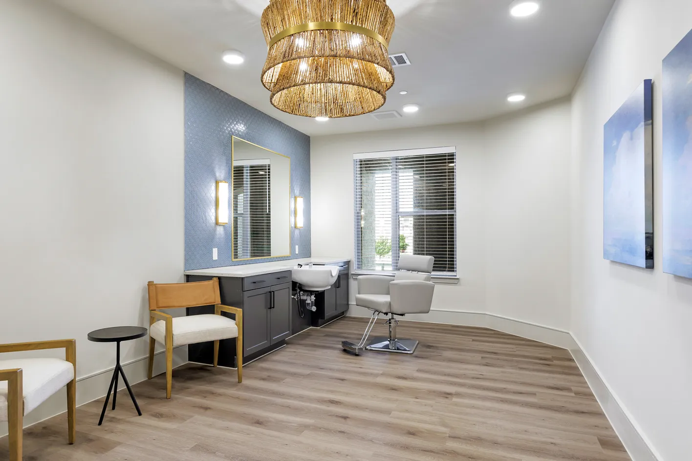 Salon