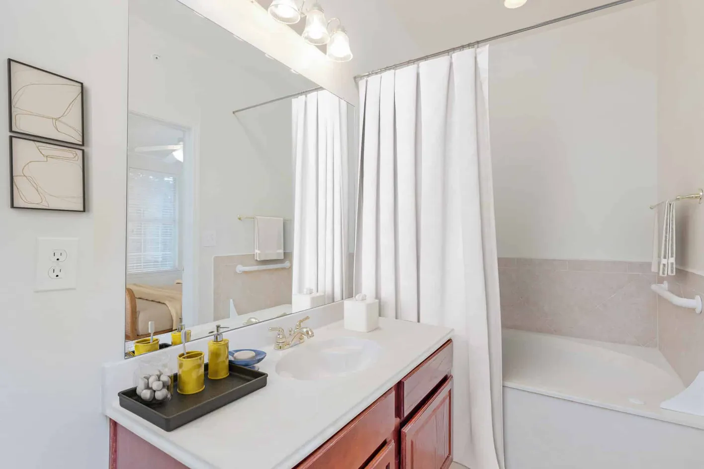Unit Bathroom