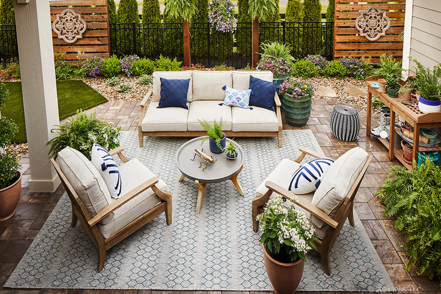 courtyard rendering
