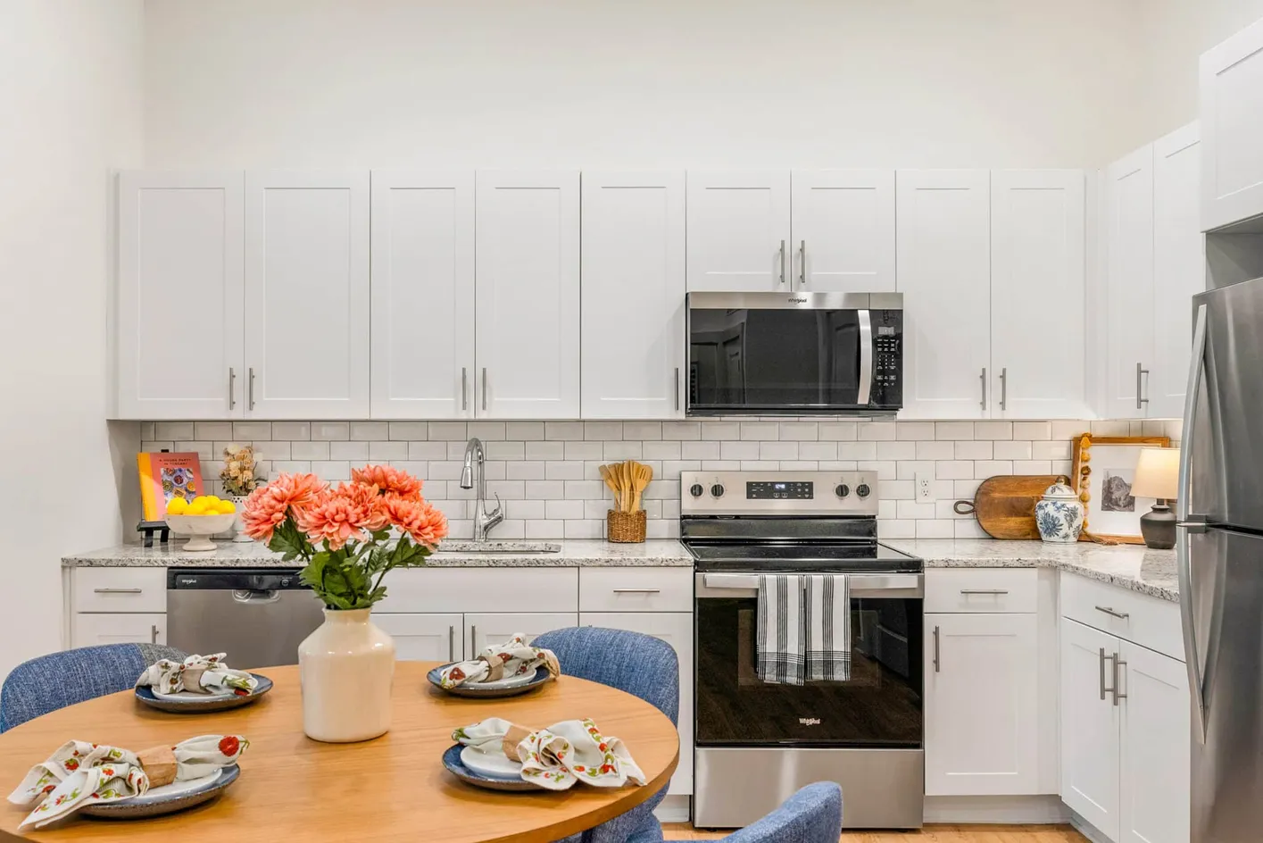Unit Kitchen