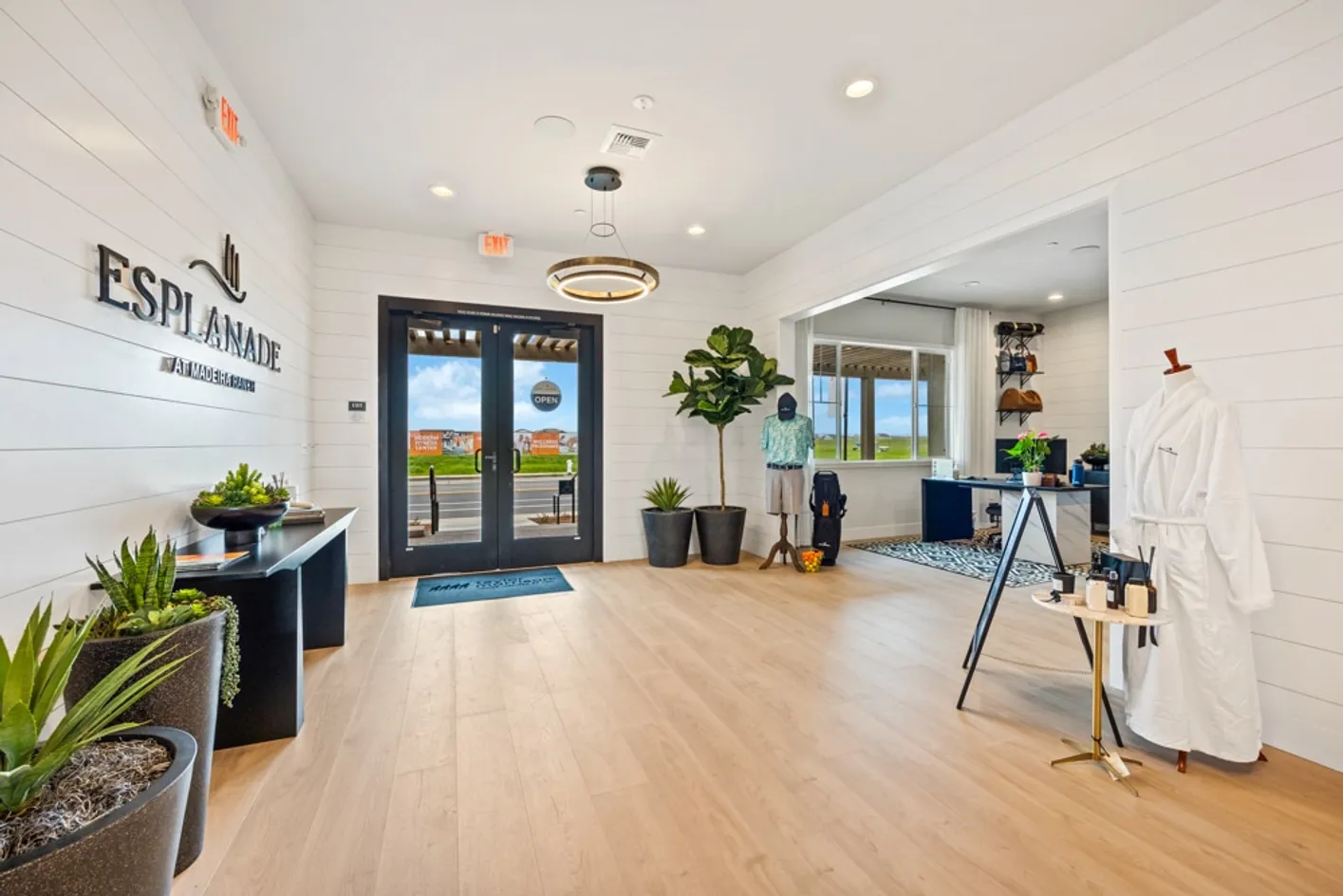 Sales Center