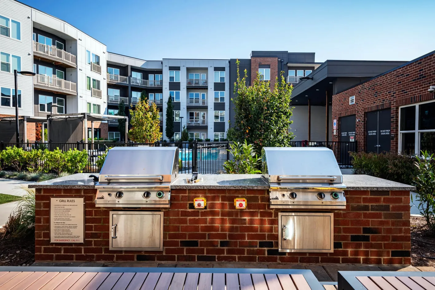 The Everly Outdoor Grill Area