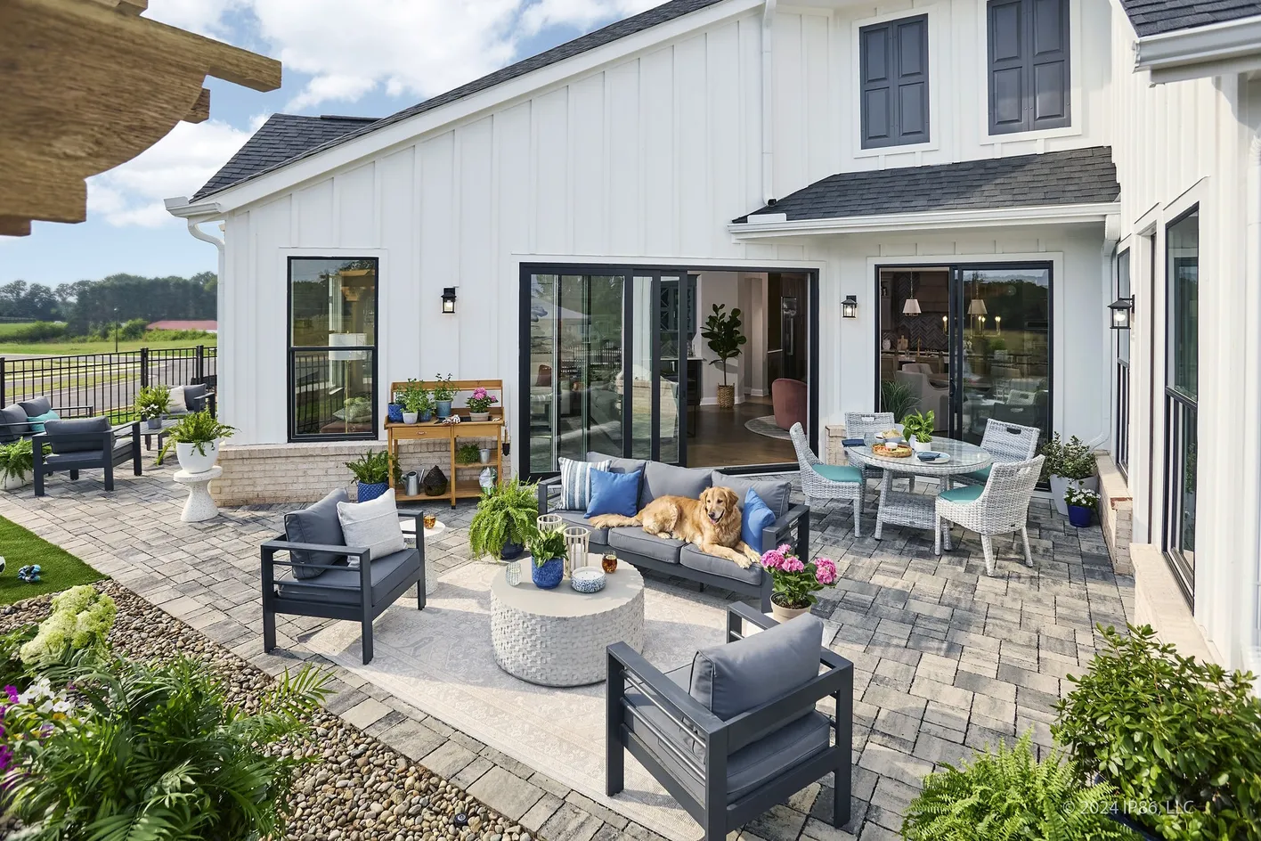 Private courtyard patio