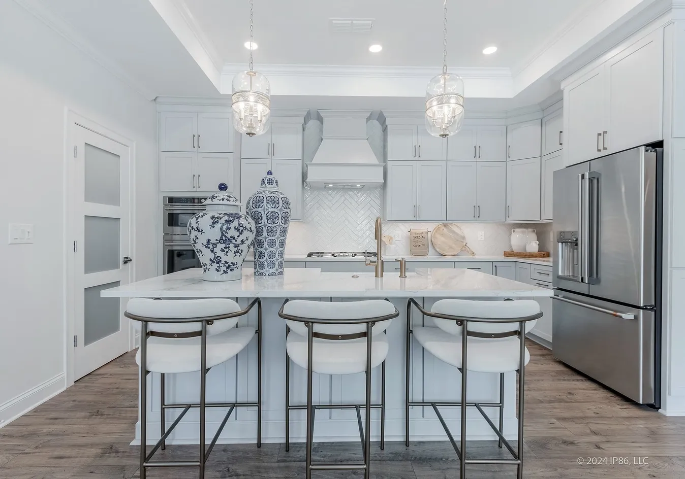 Kitchen with island seating