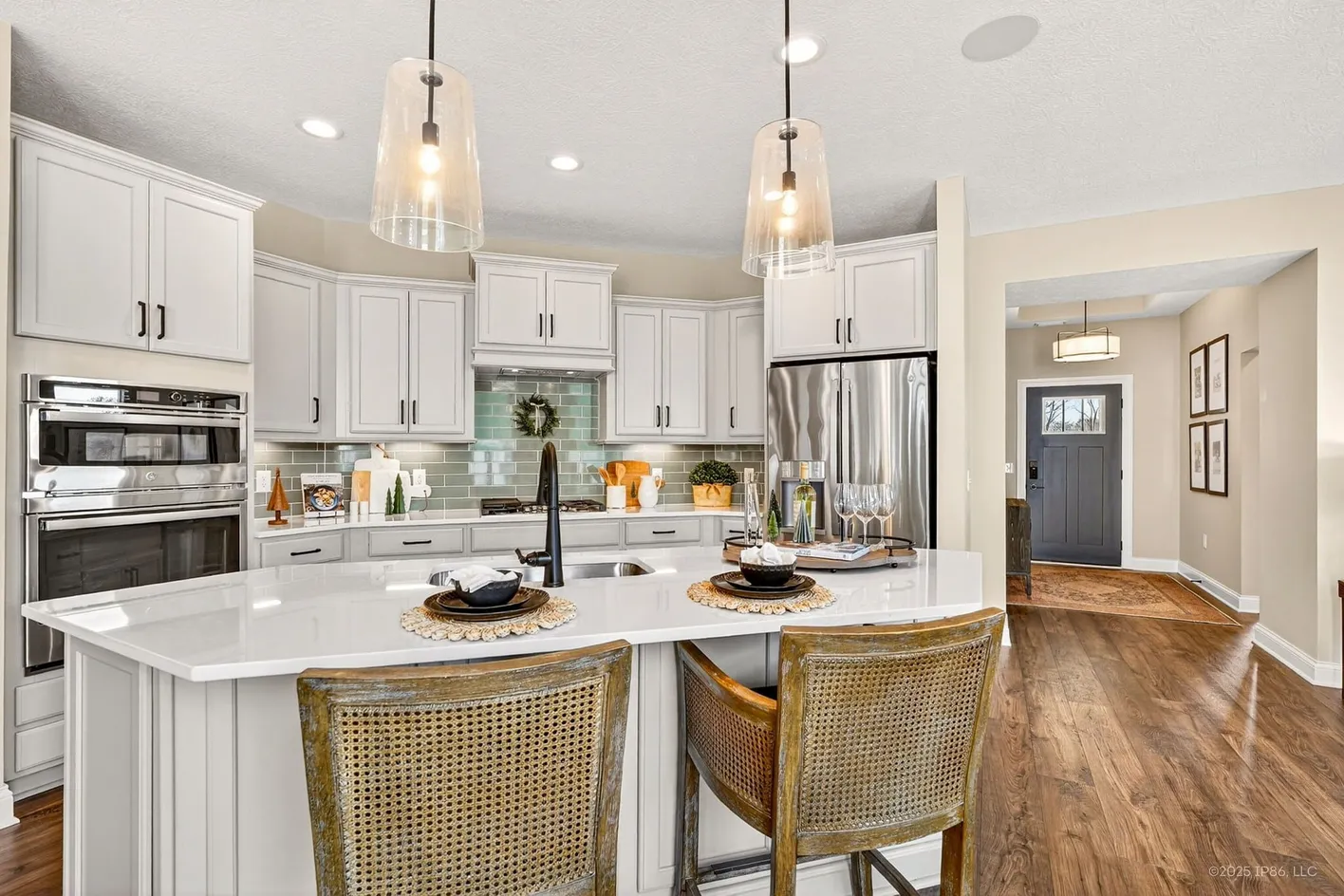 Kitchen island