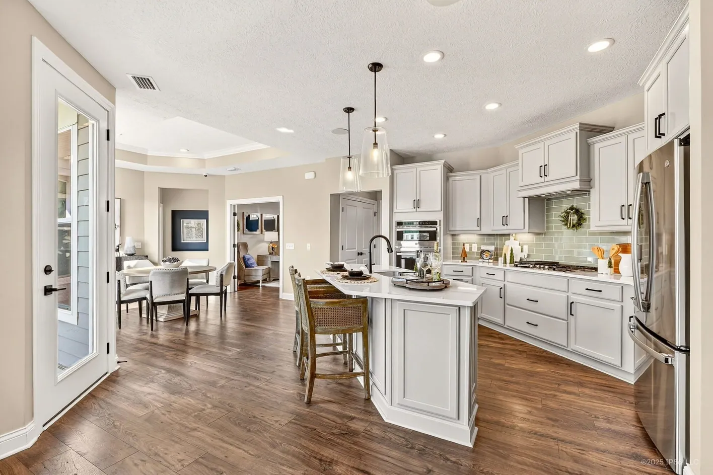 Open kitchen