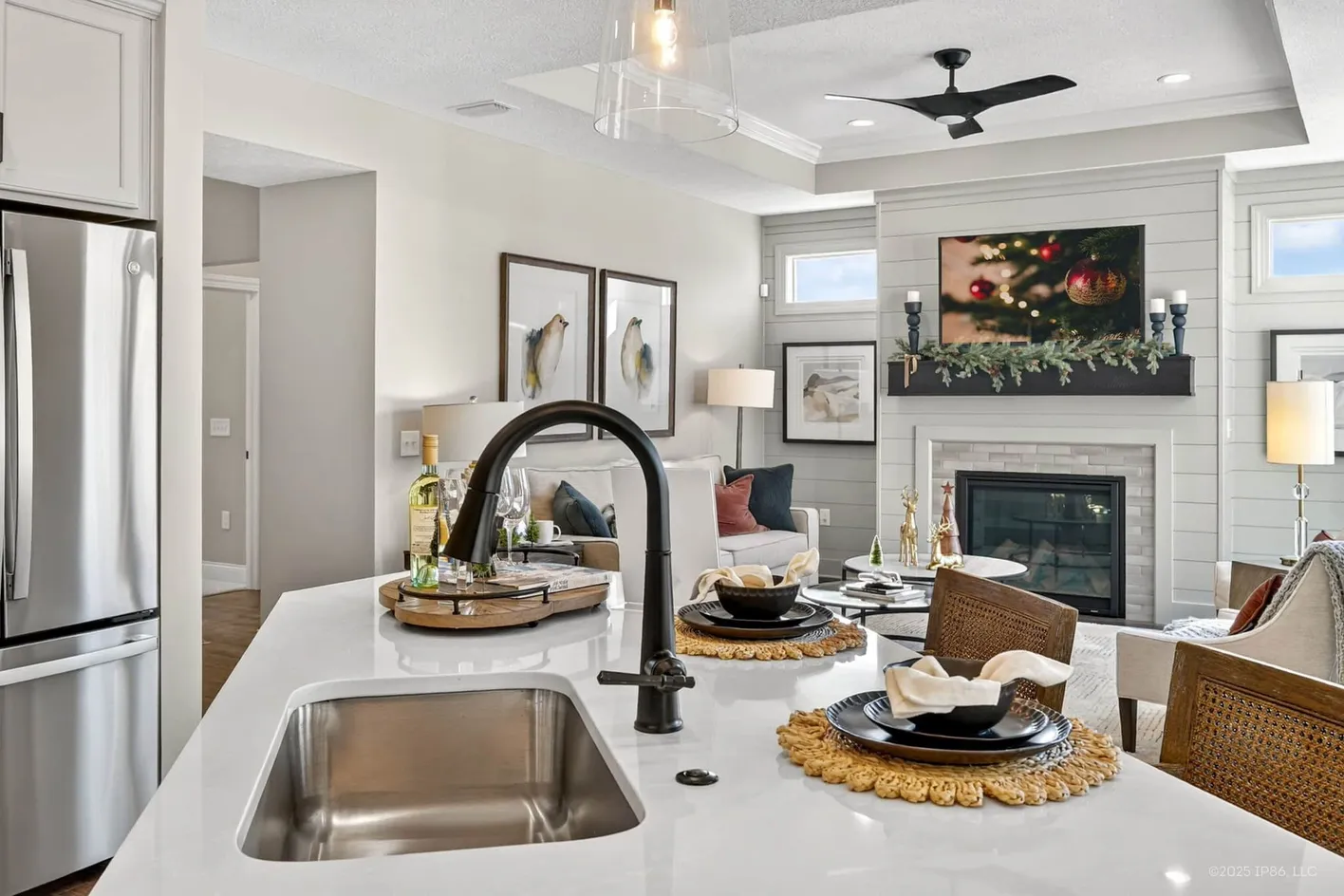 Kitchen to living room
