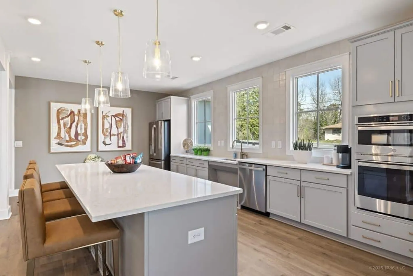 Kitchen and dining area