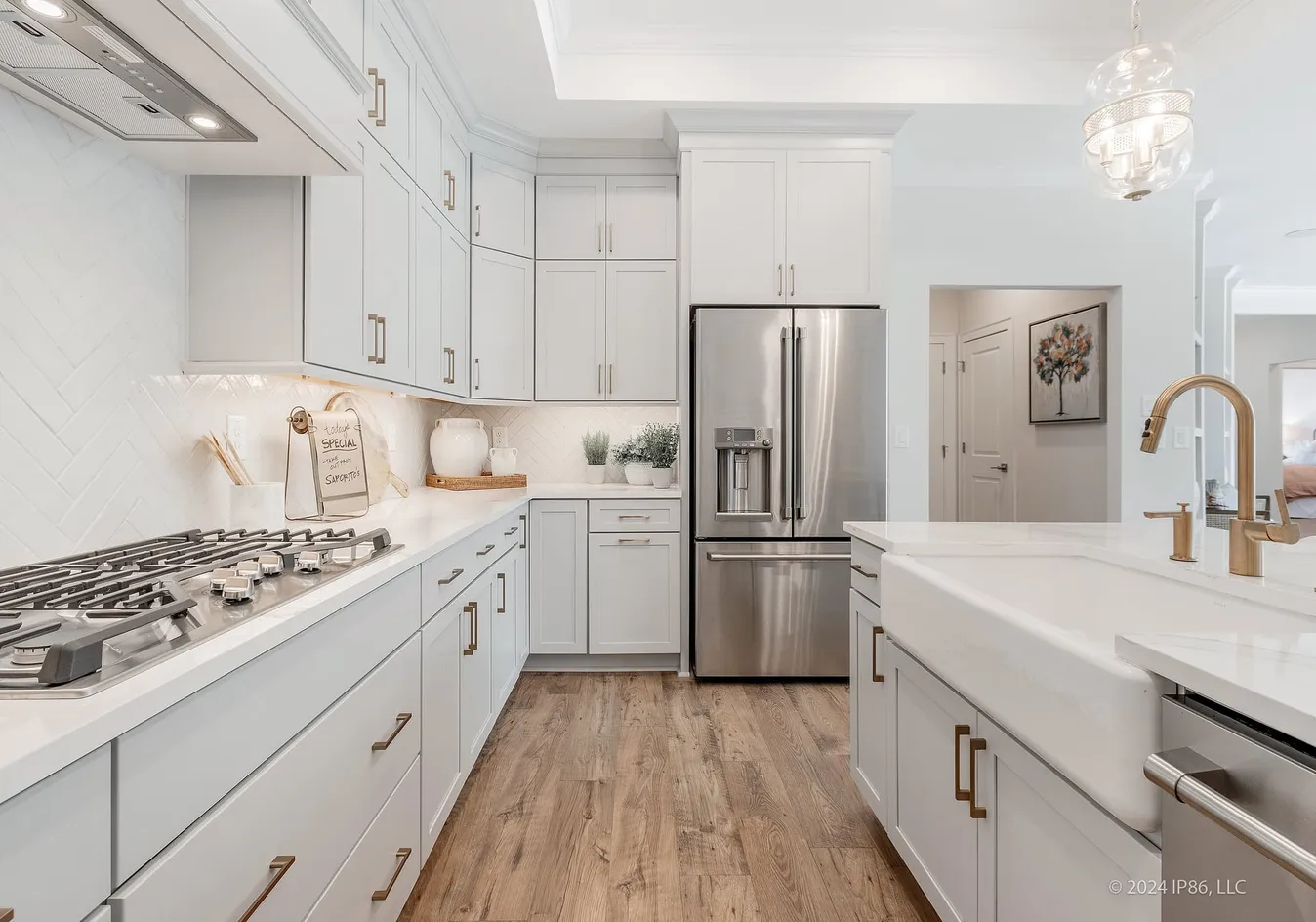 Kitchen farmhouse sink