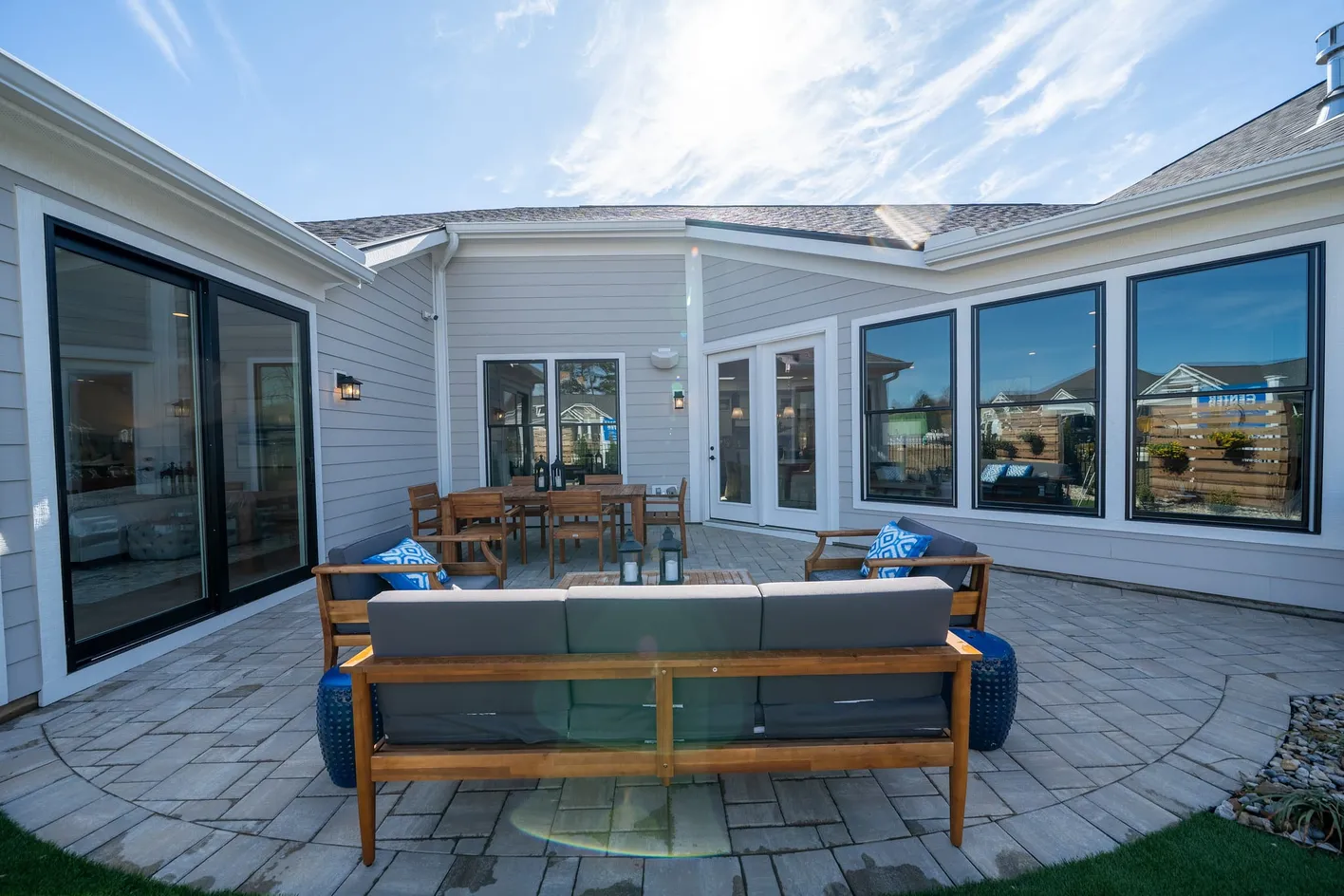 Courtyard patio with outdoor seating