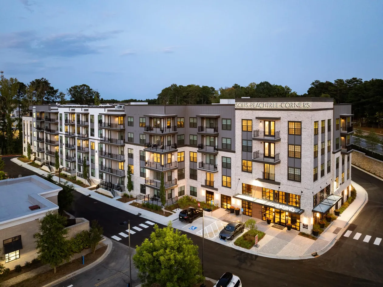 Solis Peachtree Corners