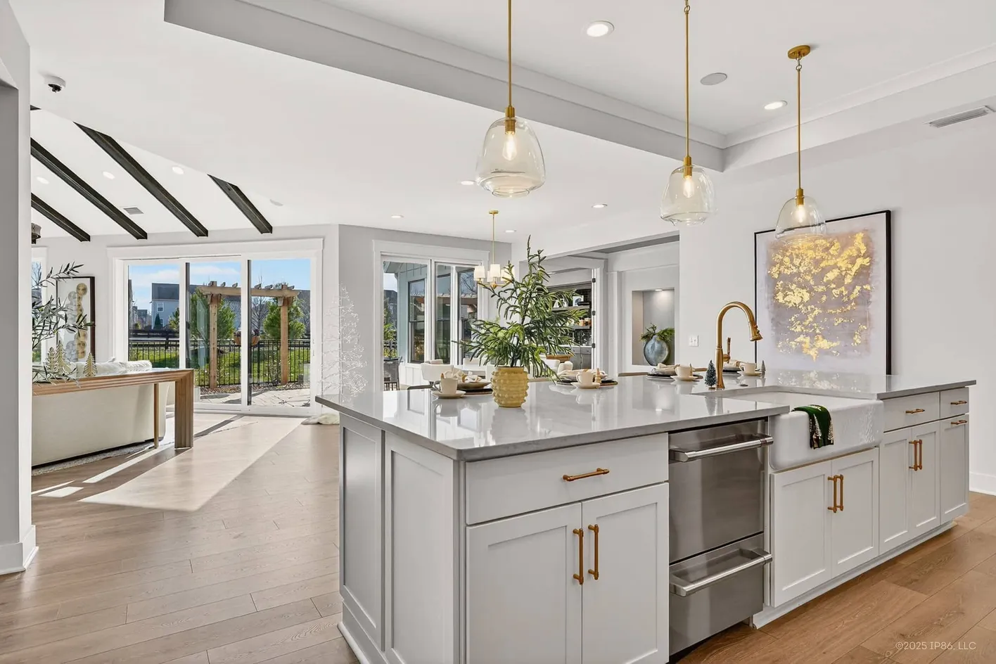 Kitchen with open layout