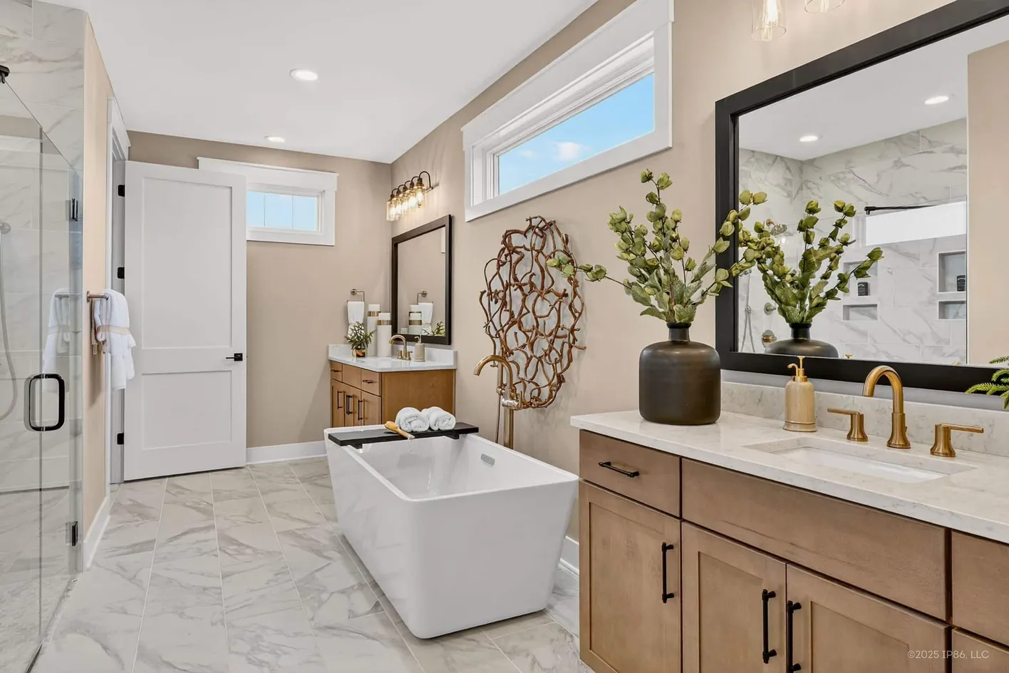 Bathroom with soaking tub