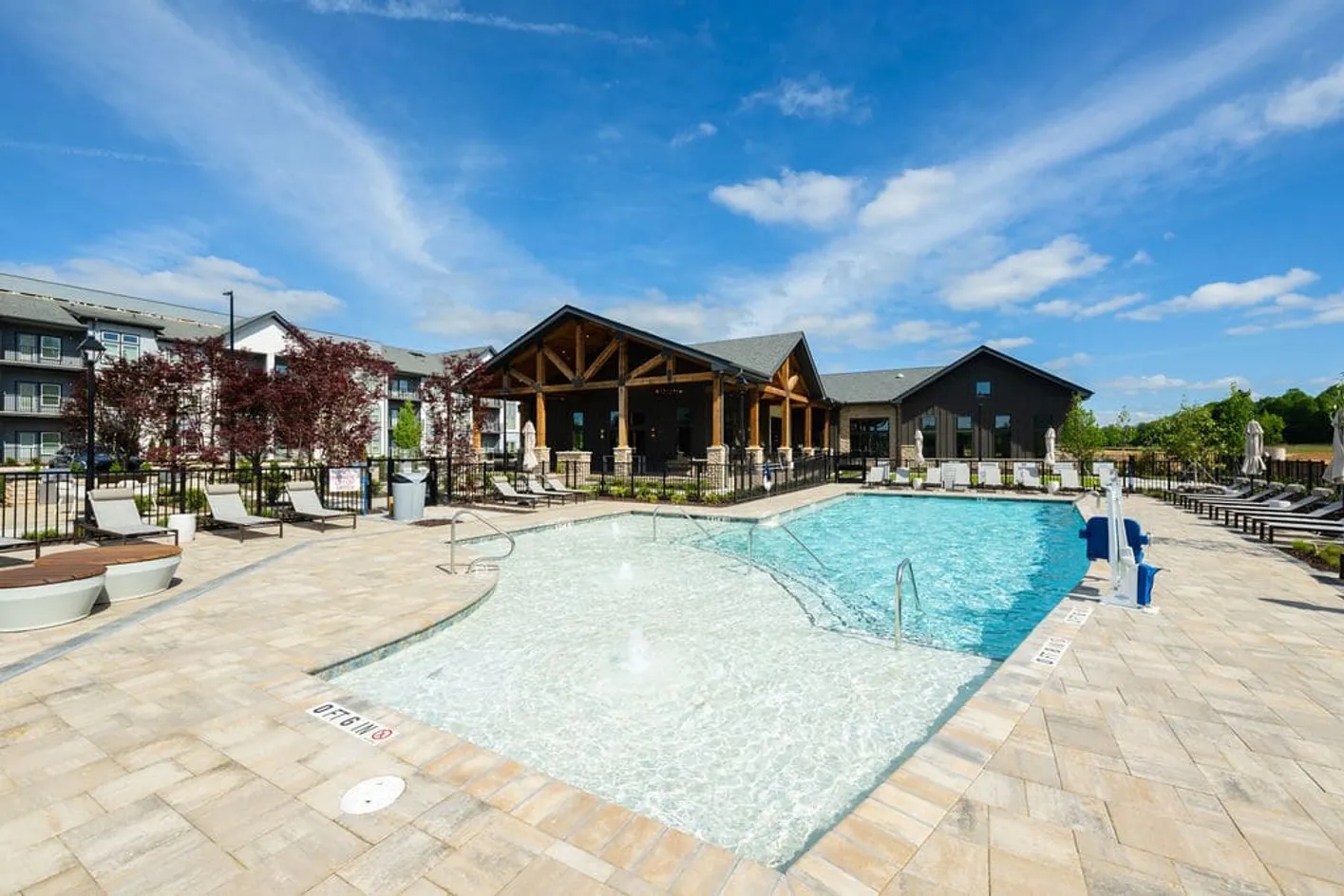 Resort-style swimming pool
