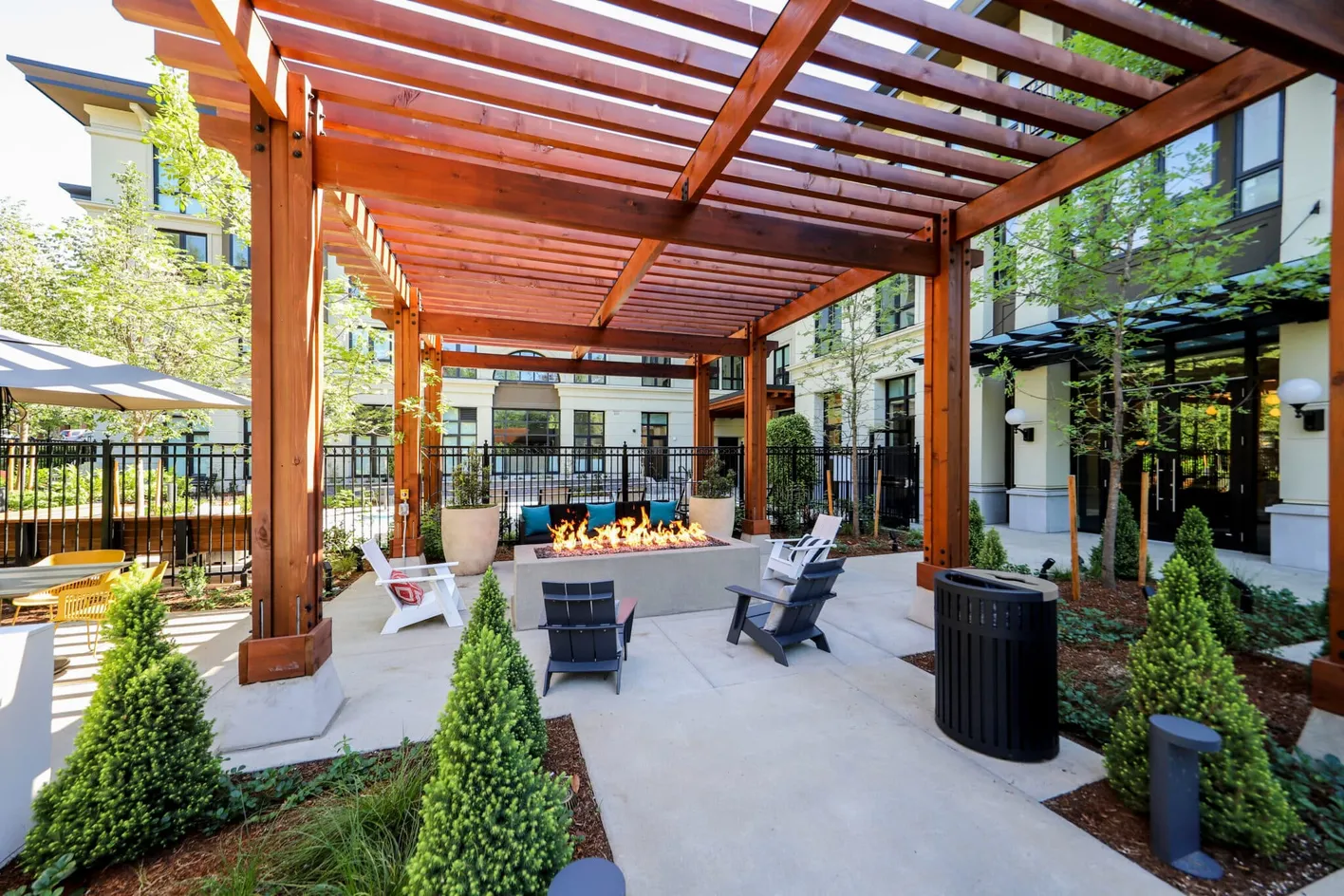 Fire Pit Lounge