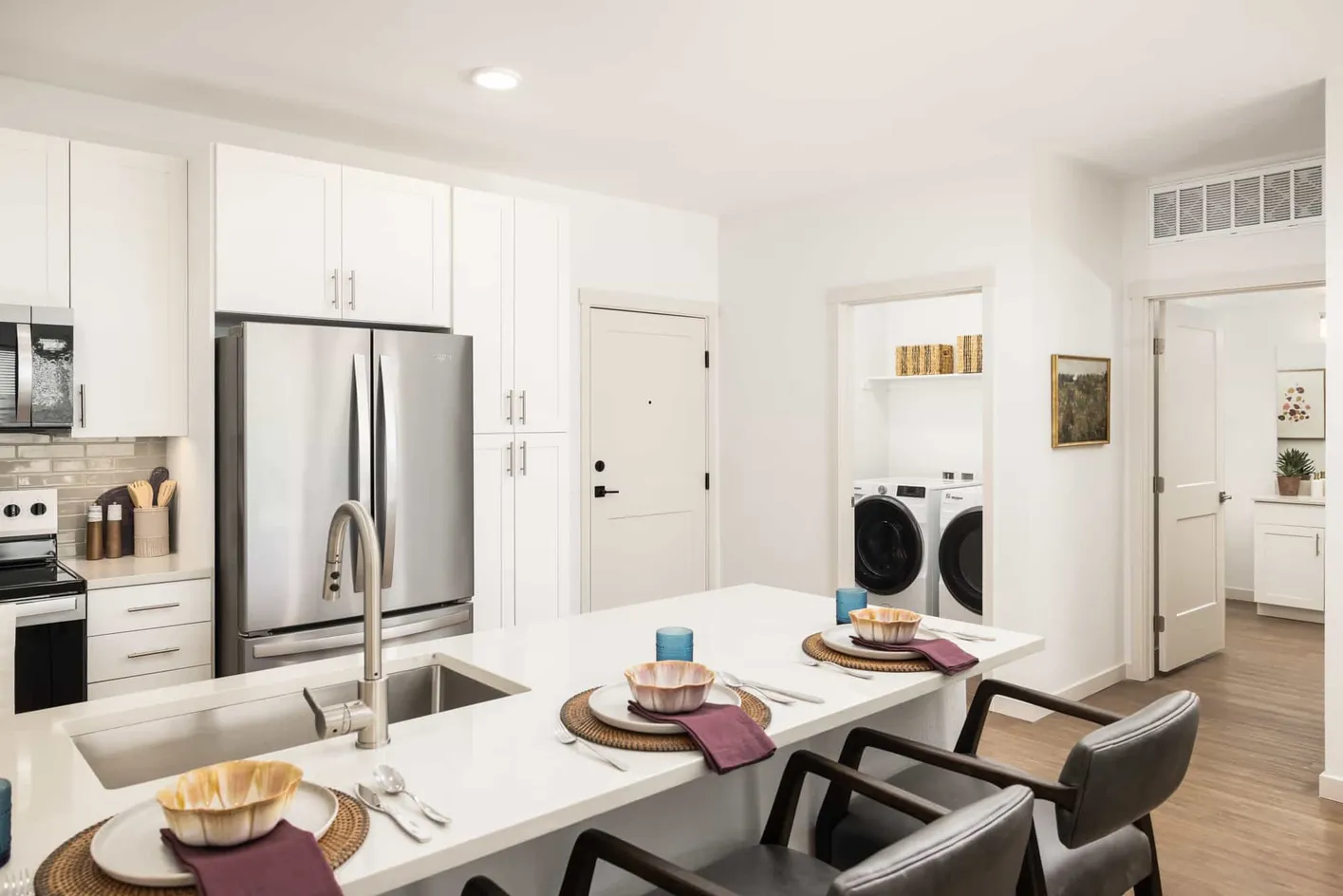Model Apartment Kitchen