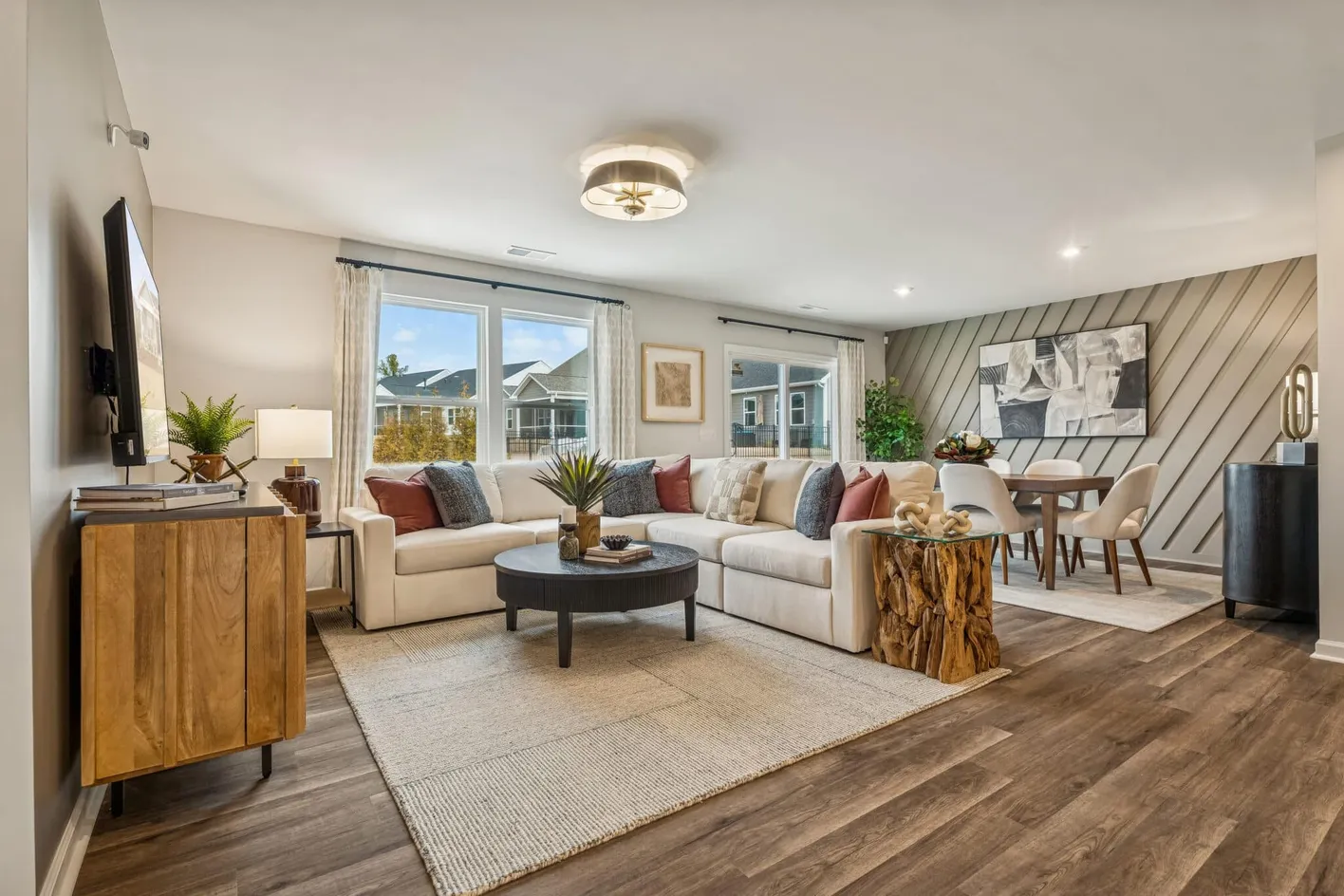 Essence at Laurelbrook