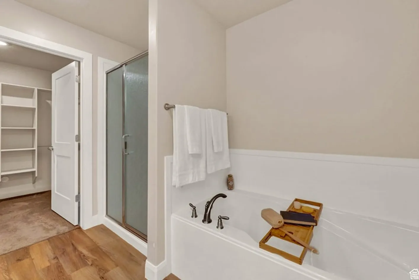 Bathtub
