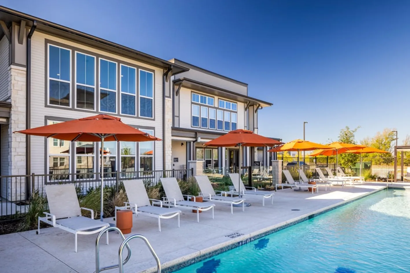 Poolside Seating