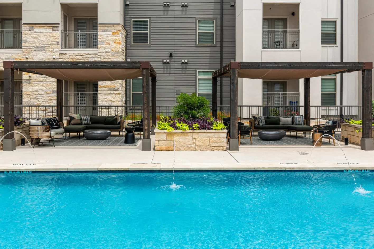 Poolside Seating
