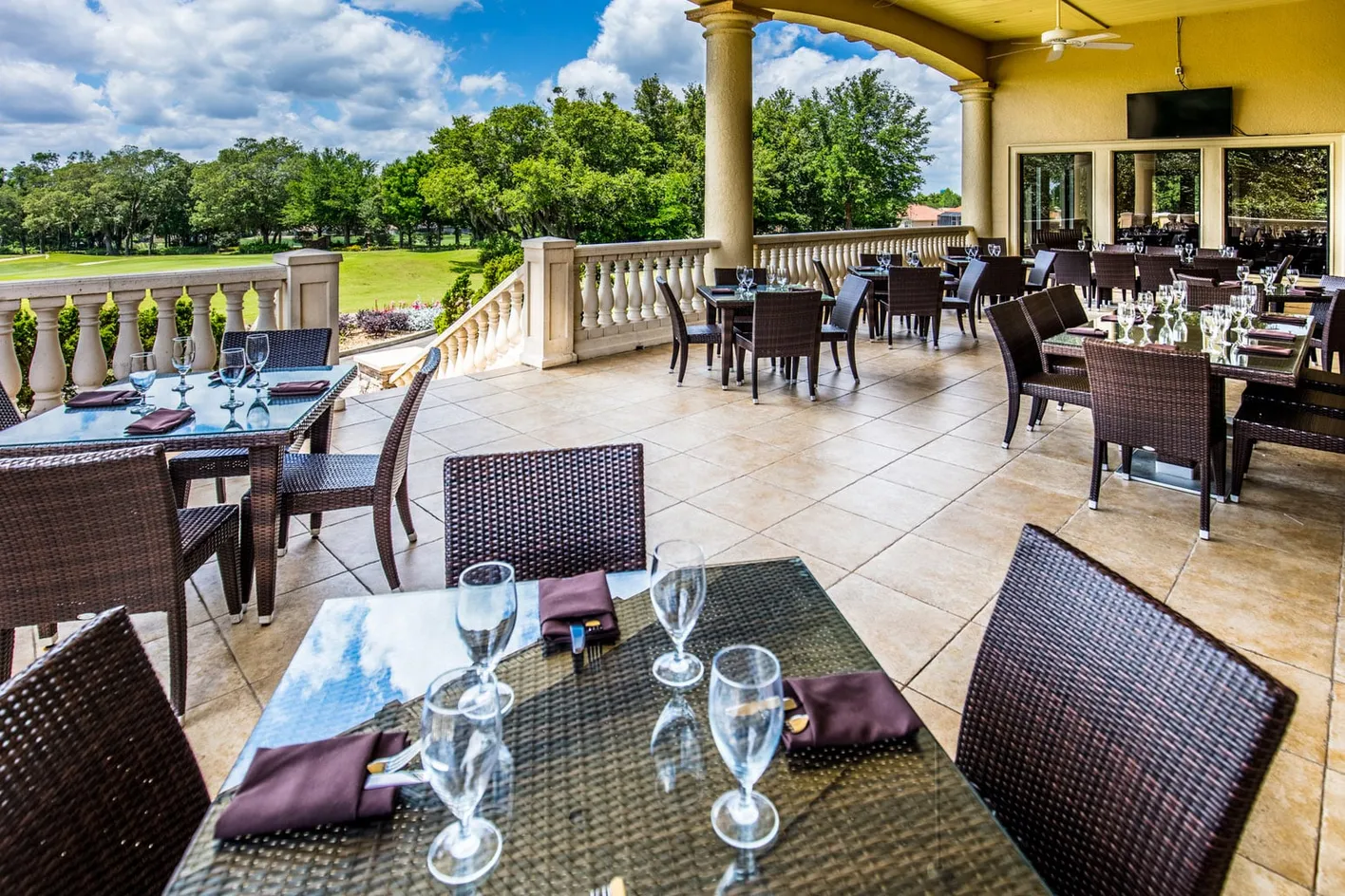 Skyview Dining Veranda