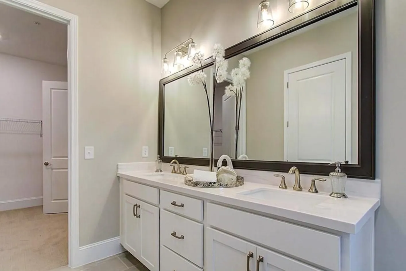 Dual Vanities