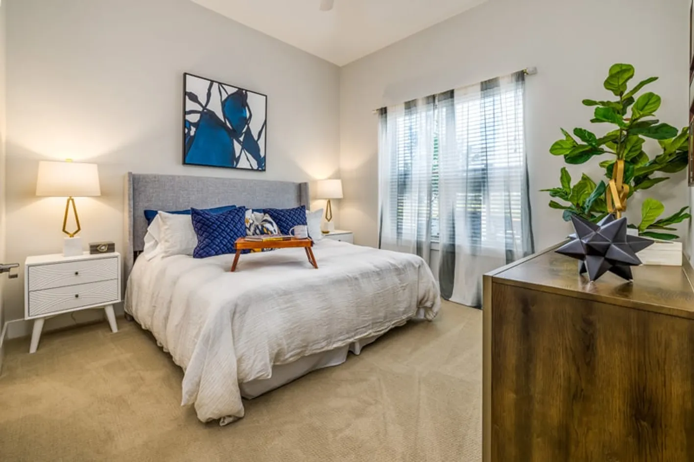 Unit Bedroom