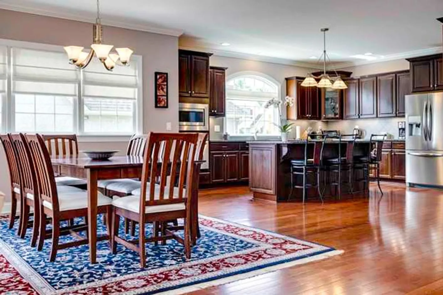 Dining & Kitchen