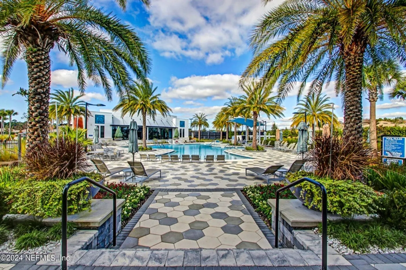 Poolside Seating